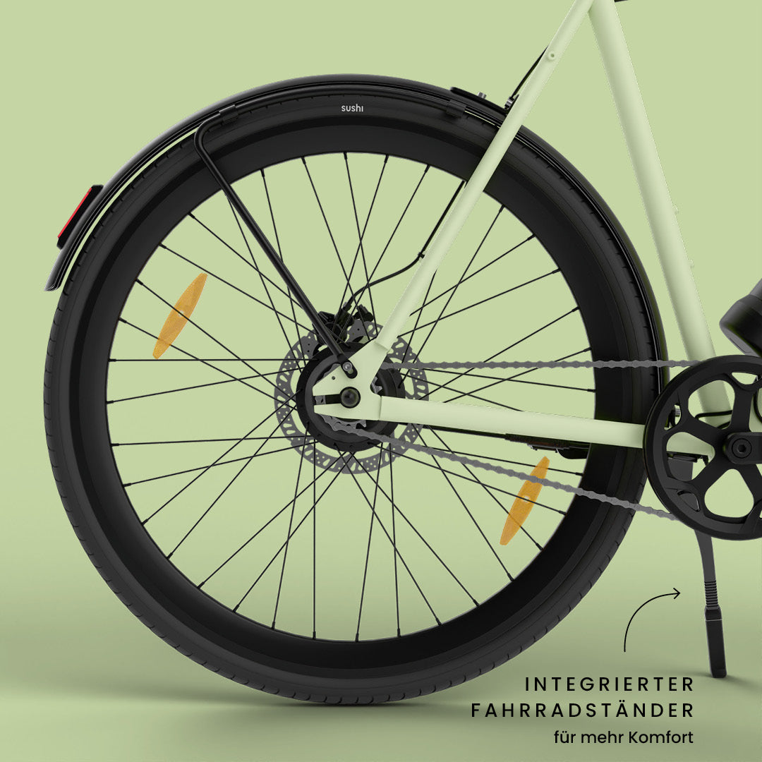 Maki 3.0+ Matcha: Fokus auf integrierten Fahrradständer, Kette und Hinterrad