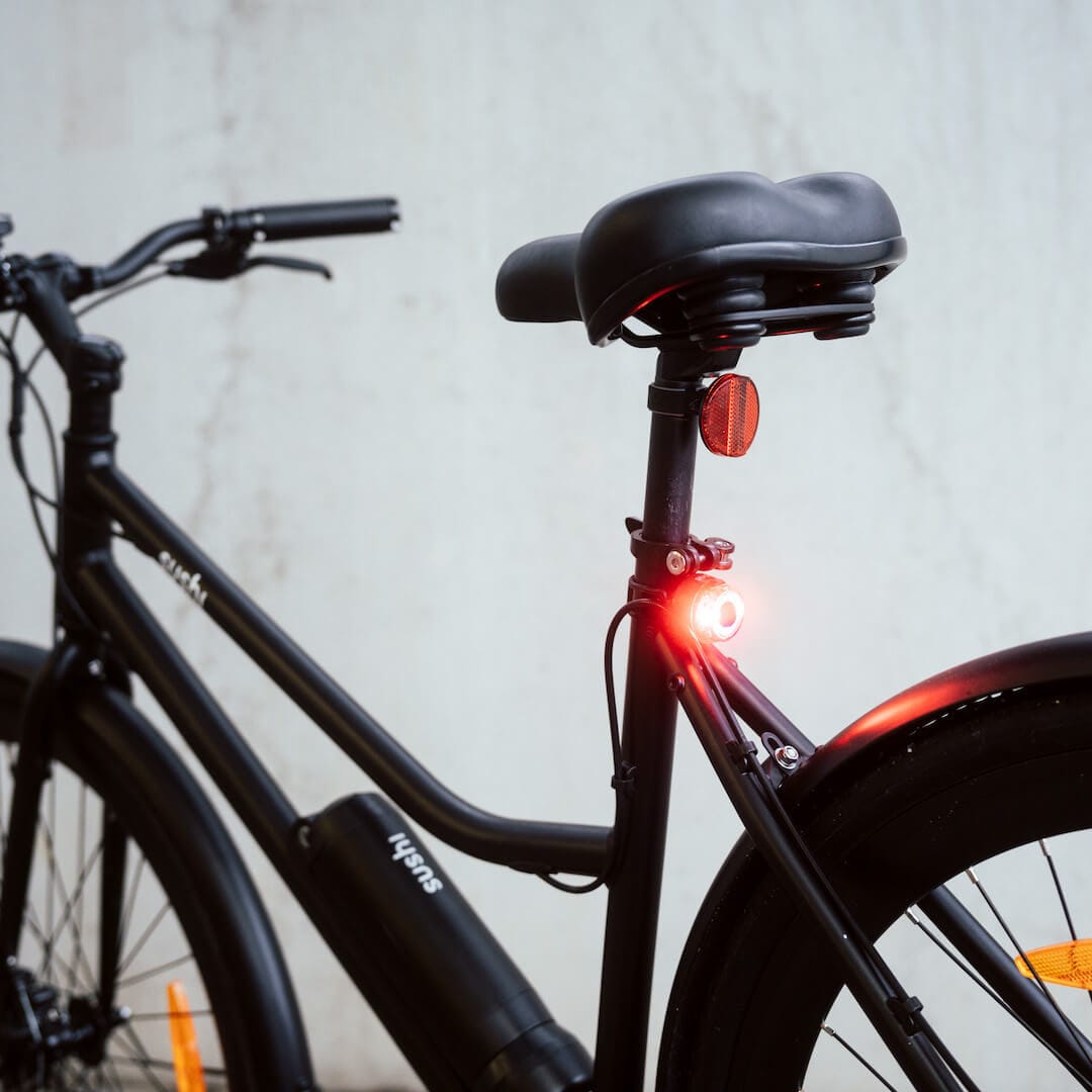 eingeschaltetes Rücklicht vom SUSHI E-Bike