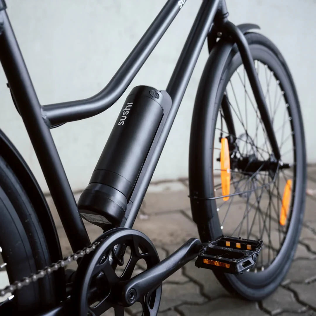 Schwarzes SUSHI BIKES mit herausnehmbaren Akku