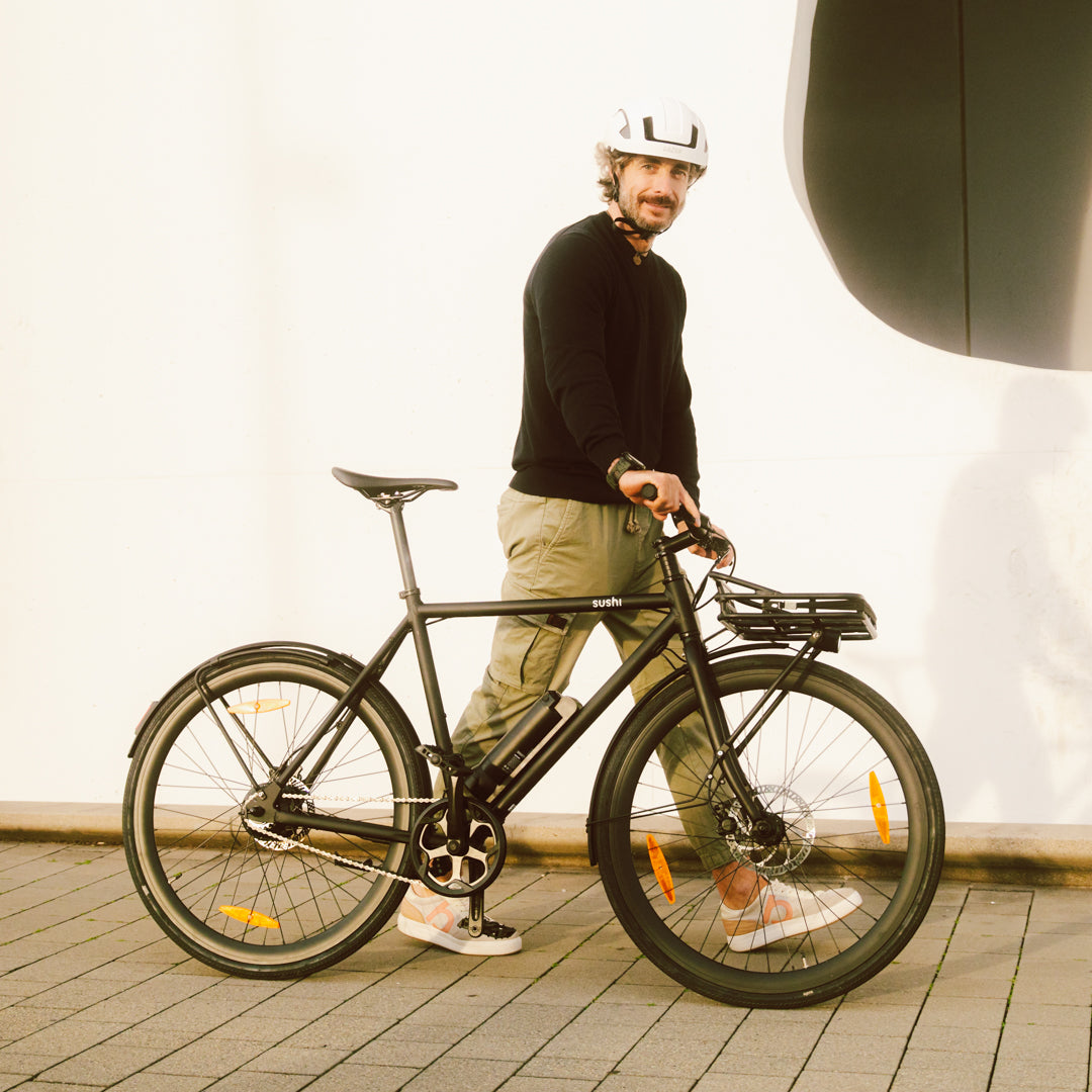 SUSHI BIKE Maki 3.0+ in Schwarz – leichtes E-Bike mit langlebigem Akku
