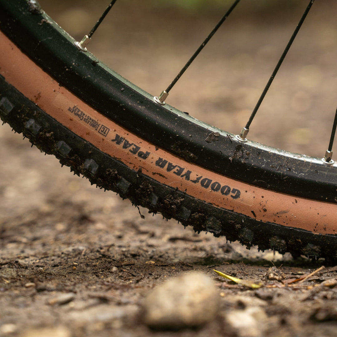 TABI Tiefeinsteifer Gravelreifen Goodyear Peak