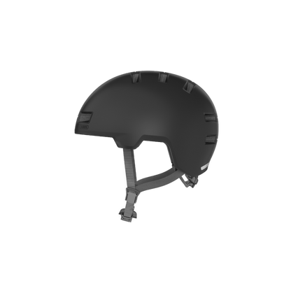 Der Helm seitlich mit sichtbaren Belüftungsöffnungen und Kinnverschluss